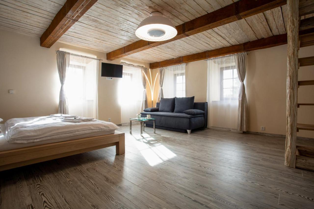 Penzion Vejrovna Přední Výtoň Exterior foto