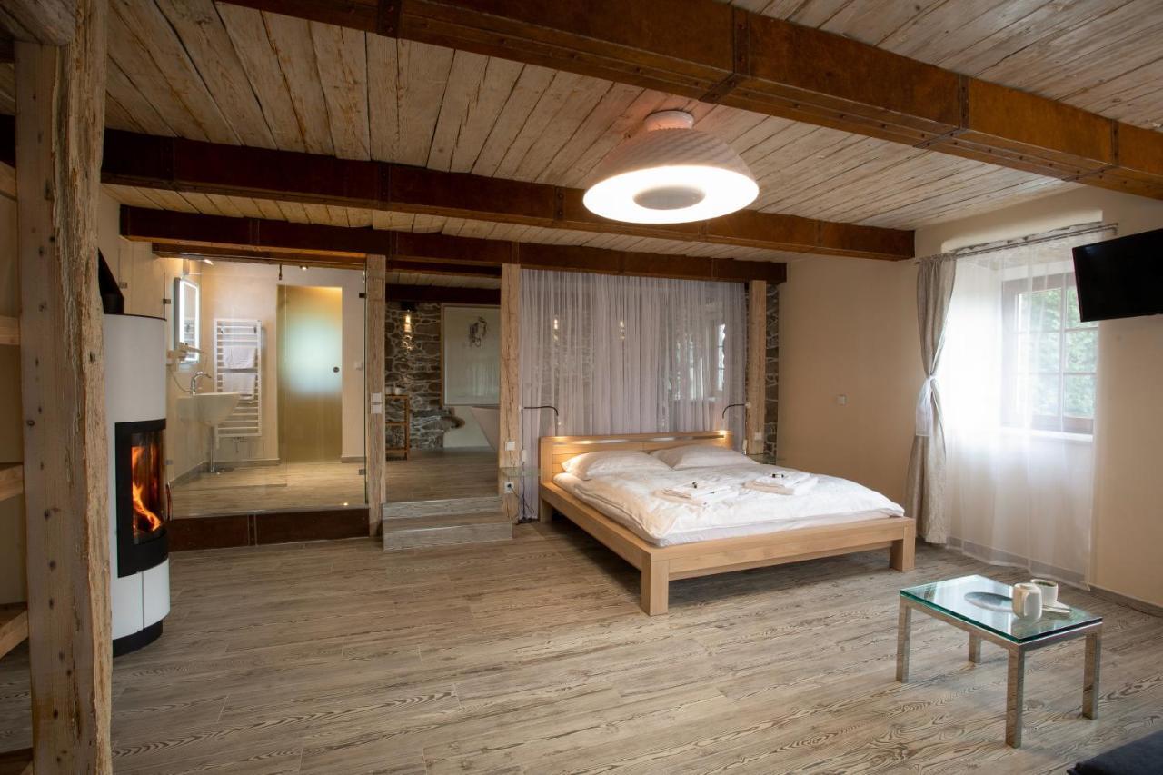 Penzion Vejrovna Přední Výtoň Exterior foto